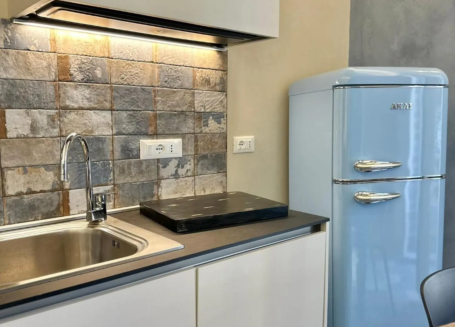 Hostdomus-Acquamarina Suite - Seafront Apartment - Bike Room Finale Ligure