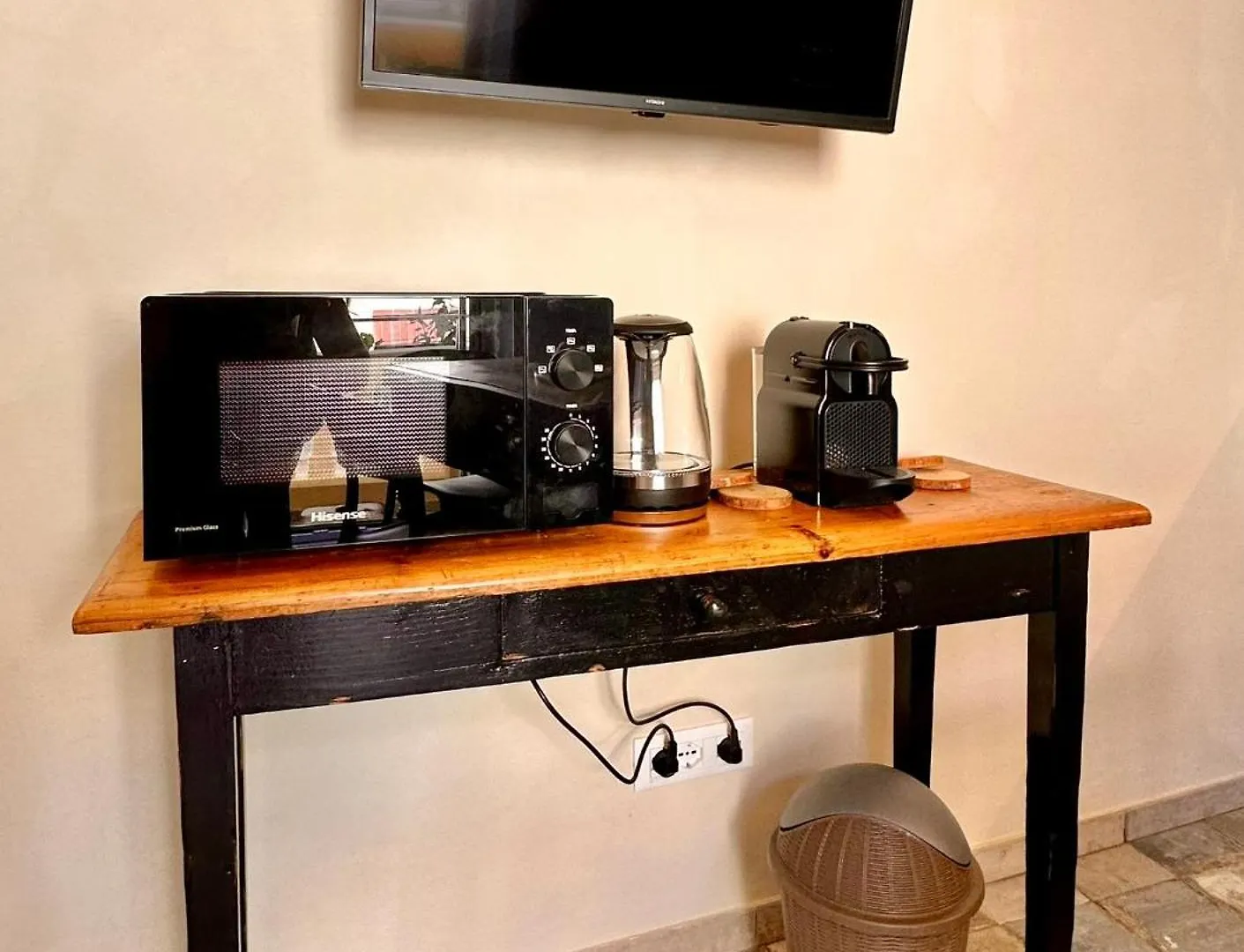 Hostdomus-Acquamarina Suite - Seafront Apartment - Bike Room Finale Ligure 0*,  Italy